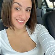 Profesora de apoyo para alumnos de hasta segundo de bachiller, especializada en la rama de humanidades y cursando derecho